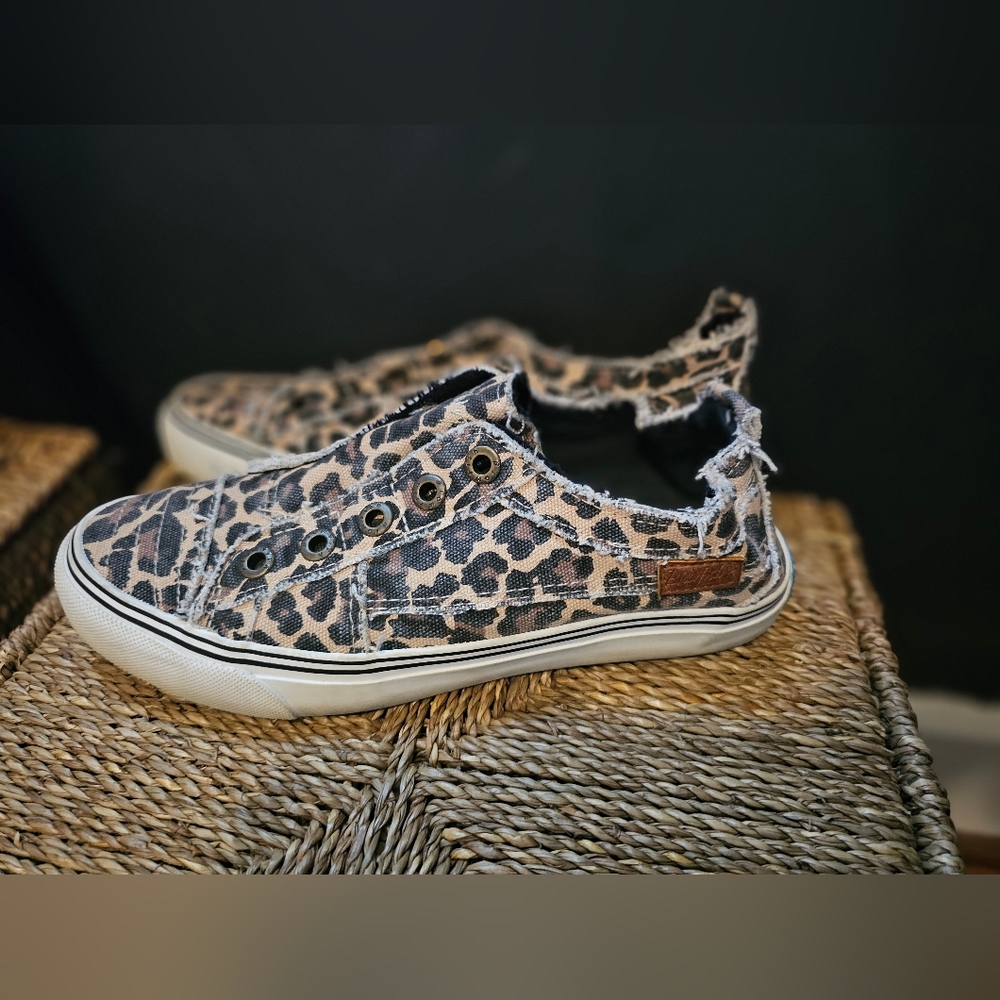 Womens Blowfish